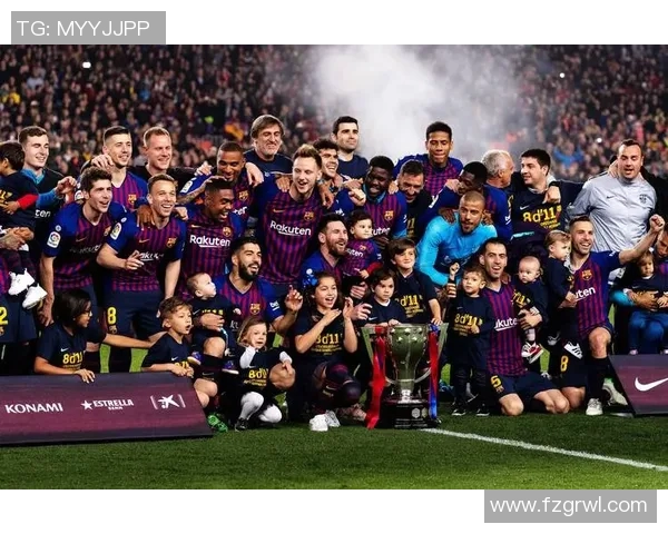 西甲领跑新格局：皇马32分领跑巴萨31分，谁将夺冠王座？