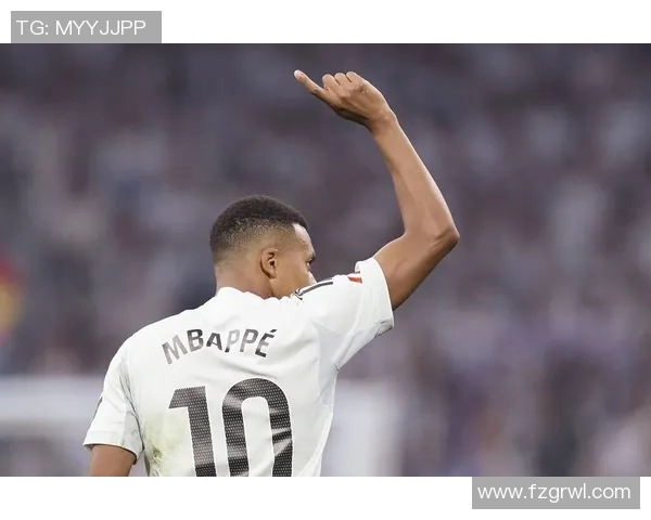 姆巴佩6分42秒戴帽，皇马4比3逆转狂欢——超级巨星再现巅峰